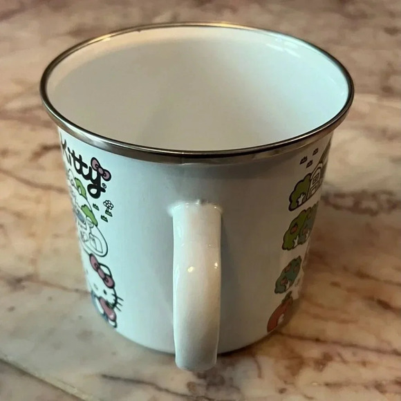 NEW Sanrio Hello Kitty Neighborhood 21 oz Enamel Camper Mug - Picture 5 of 7